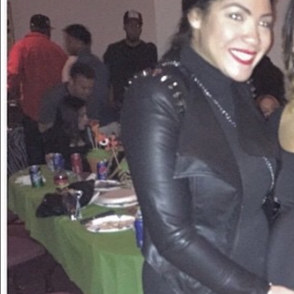 Studded pleather low cut jacket - Picture 1 of 6